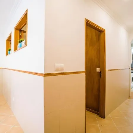 2br Next To Av Liberdade Apartment *